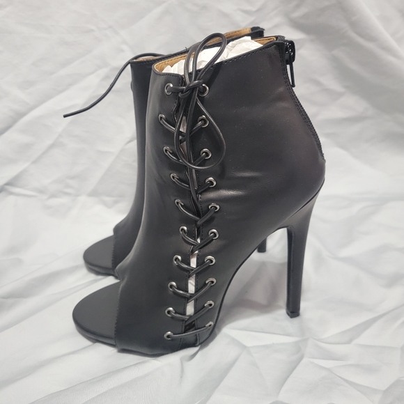 NWB NIB Shoedazzle Kavia Black Corset Lace Up Open Toe Booties - Picture 4 of 7
